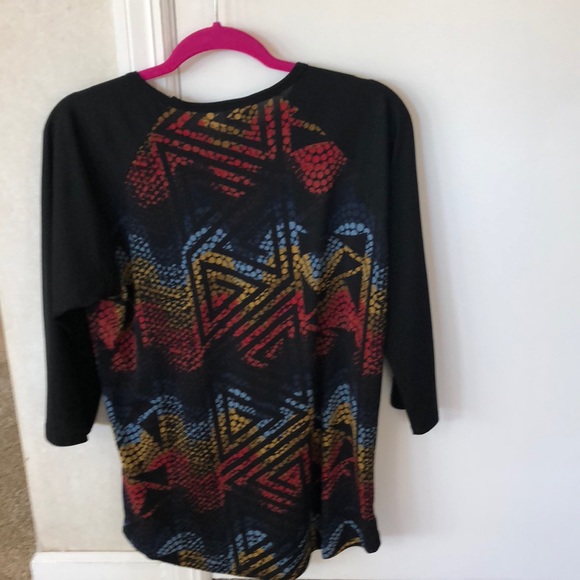 Baseball style shirt - Picture 2 of 2